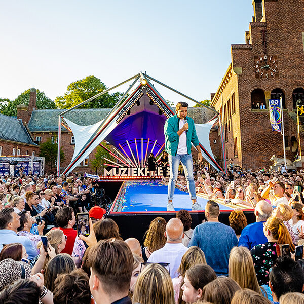 Het Muziekfeest op het Plein op de snelweg!? Het gaat gebeuren!
