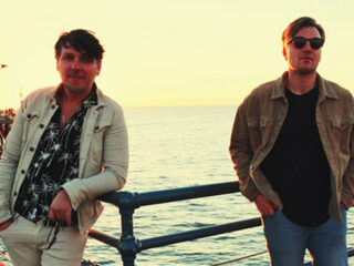 3JS kondigen hun nieuwe album aan