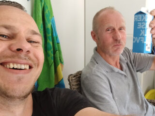 Roelof is de bouwvakker van de week en wint een DAB+ radio!