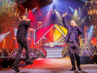 Extra show! Ook op vrijdag 13 december 2024 Muziekfeest van het Jaar!