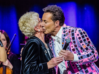 Gerard Joling deelt zeer emotionele vlog