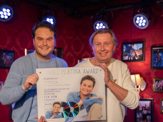 Henk Dissel heeft een cadeau: "Jullie hebben vanaf het eerste moment in mij geloofd"