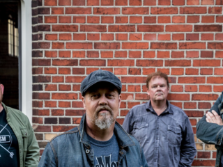 Mooi Wark trekt met nieuwe tour de clubs in: “Het Giet Gebeuren”