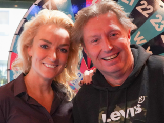 Luister hier de hele uitzending met Samantha Steenwijk terug