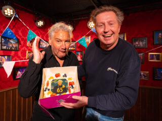 Luister hier de Jan Paparazzi Show met René Froger terug