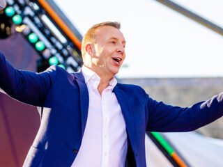 'Zwevend naar 't geluk' van Jannes op 1 in de Sterren NL Top 700 van deze eeuw