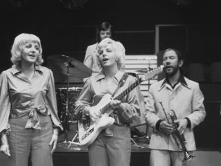 Zangeres Mariska van Loon van De Paladijns overleden