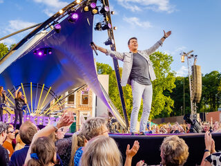 Leeuwarden het decor van het eerste Muziekfeest op het Plein