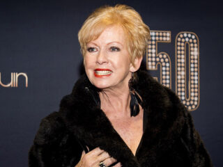 Ria Valk ontvangt Koninklijke onderscheiding