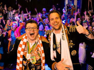 3FM-djs Rob en Wijnand trappen carnaval af met show in 013 in Tilburg