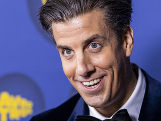 Rob Kemps presenteert landelijke tv-actie Giro 555 voor Oekraïne