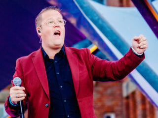 Het Showbizz Journaal over Rutger van Barneveld, Marco de Hollander en 'de echte meisjes'