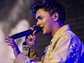 Flemming slaat nieuwe, 'harde' weg in