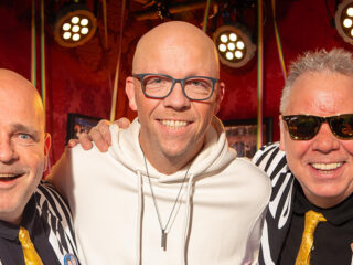 Lawineboys zingen 'Zebra' LIVE in de ochtendshow op Sterren NL!