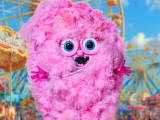 Deze oud-Songfestivaldeelnemer zat in de Suikerspin tijdens The Masked Singer 2025