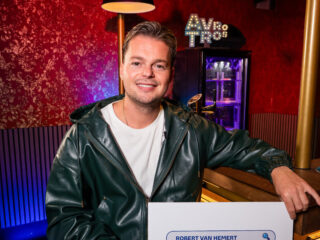 Duiken Mart Hoogkamer en Robert van Hemert samen de studio in?