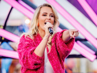 Zien: Monique Smit, Robert van Hemert en René Karst op het Muziekfeest in Zeewolde