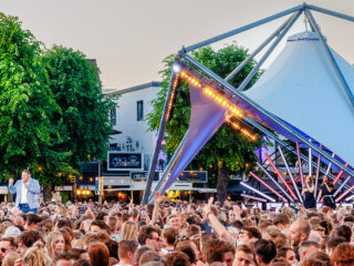 Kijk vrijdagavond naar de eerste aflevering van het Muziekfeest op het Plein