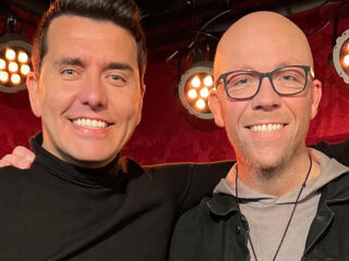 Jan Smit en Chantal Janzen primeuren single 'Festival der Liebe' op Sterren NL