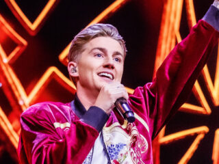 Mijlpaal voor Mart Hoogkamer; 'Ik ga zwemmen' heeft vijftig miljoen streams