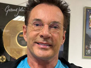 'Twee motten' van Gerard Joling op #1 in de Sterren NL Top 25!