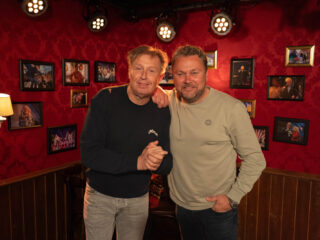 Luister hier de Jan Paparazzi Show met Wesly Bronkhorst terug