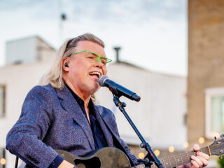 Afscheidsdienst René Karst op woensdag voor publiek