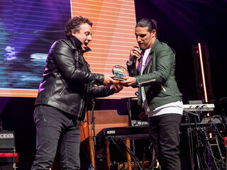 Radiozenders van de NPO draaien geen Ali B en Borsato meer