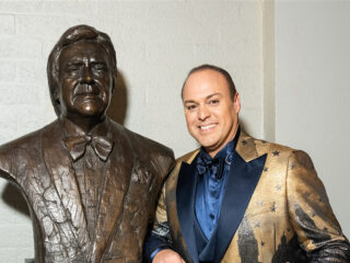 Frans Bauer vereeuwigd op glas in Rotterdam Ahoy