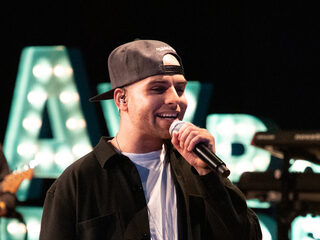 Hansen Tomas verslaat zijn eigen monsters