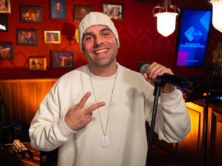 Kijk hier het optreden van Hansen Tomas op Sterren NL Radio terug!