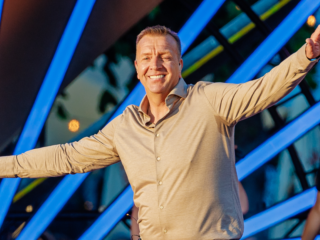 Jannes is benoemd tot ereburger van Emmen