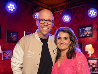 Dit is de nieuwe zomerse single van Sieneke!