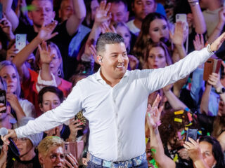 Muziekfeest in de Sneeuw op 5 april 2024 in de AFAS Live