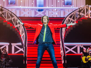 Toegevoegd aan de line-up van het Muziekfeest van het Jaar: Snollebollekes