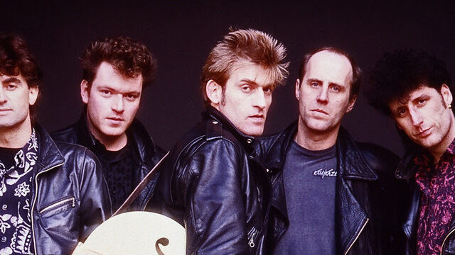 Sterren NL viert 40 jaar De Dijk met nieuwe aflevering Muzieklegendes