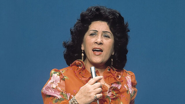 Zangeres Zonder Naam: van volkse smartlap naar cultureel levenslied