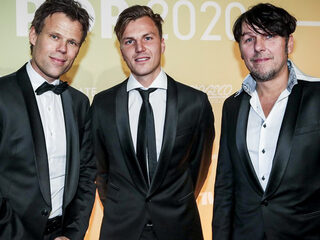 3JS stellen de release van hun nieuwe album uit tot medio mei