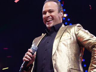 Signeersessie Frans Bauer zorgt voor verkeersinfarct in Apeldoorn