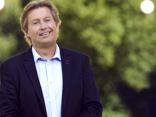 Jan Paparazzi Show terug op Sterren NL Radio