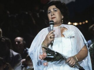 Zangeres Zonder Naam, de koningin van het levenslied