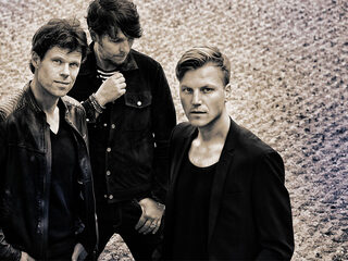 3JS lanceren nieuwe single in nieuwe formatie