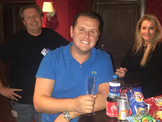 Overzicht: John West in het Sterren NL Café