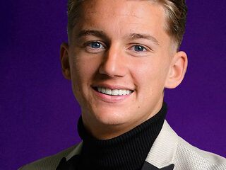 Mart Hoogkamer verrast fans met een nieuwe kerstsingle