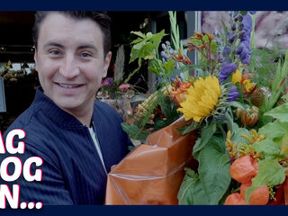 Danny Froger zet de bloemetjes buiten | Sterren NL VLOG