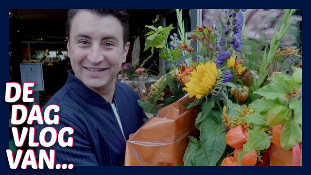 Danny Froger zet de bloemetjes buiten | Sterren NL VLOG