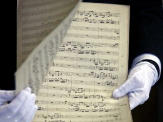 Heruitgave van de Bachbijbel: de compositie van woorden en aantekeningen