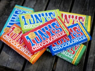 'Chocola van Tony's Chocolonely niet eerlijk genoeg'