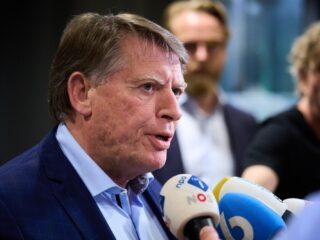 CDA-prominent Sjaak van der Tak: 'CDA had uit kabinet moeten stappen om stikstof'