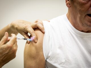 Marc Bonten onderstreept belang naar vervolgonderzoek long covid